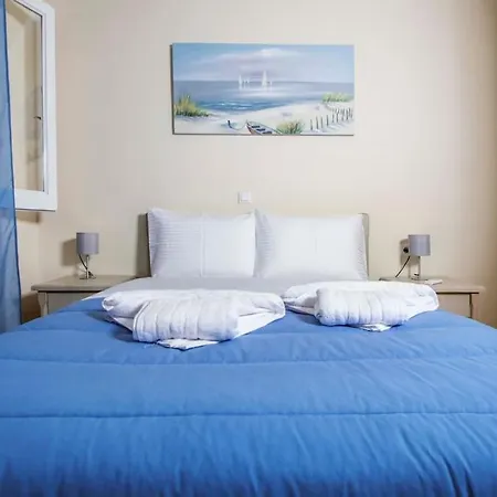 Sunny & Comfy House @corfu! Holiday home Agios Nikolaos (Crete)
