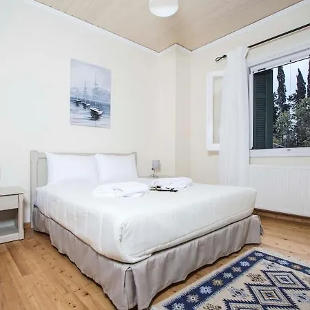 Holiday home Sunny & Comfy House @corfu! *