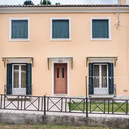 Sunny & Comfy House @corfu!